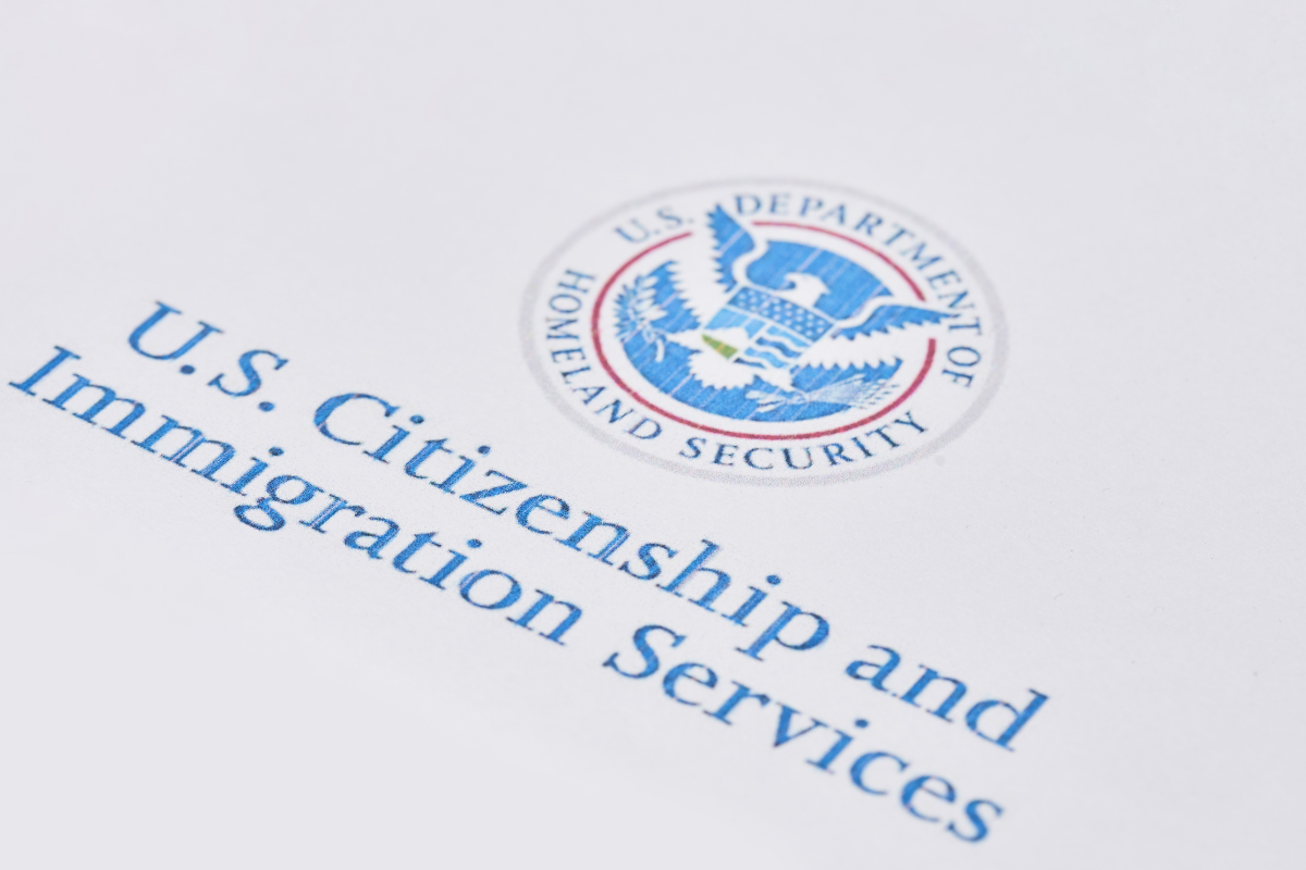 How to Check the Current Processing Time of Your E-2 Visa Petition